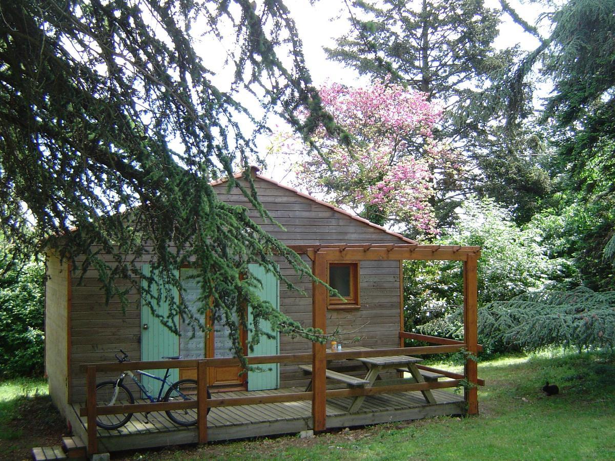Les Chalets Du Domaine Des Soyeux Saint-Julien-Molin-Molette المظهر الخارجي الصورة